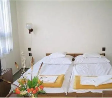 Agro 2* באלאטונפורד